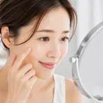 ADM（後天性真皮メラノサイトーシス）とは？肝斑・シミとの違い・治療法・費用を皮膚科専門医が解説【福岡・天神】